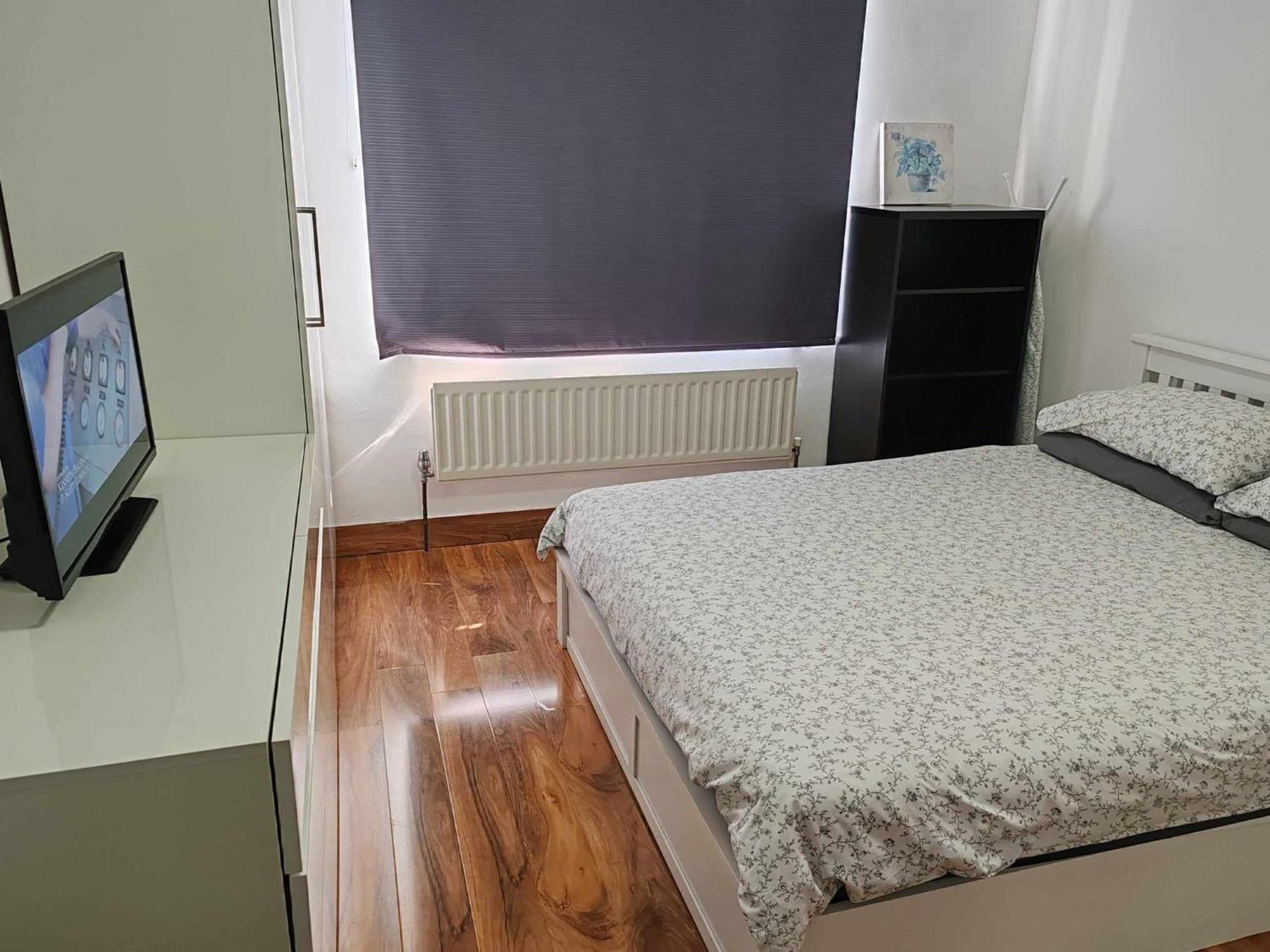 Two Bedroom In Dollis Hill London